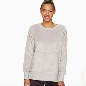 **FINAL PRICE** GAIAM Faux fur sweatshirt